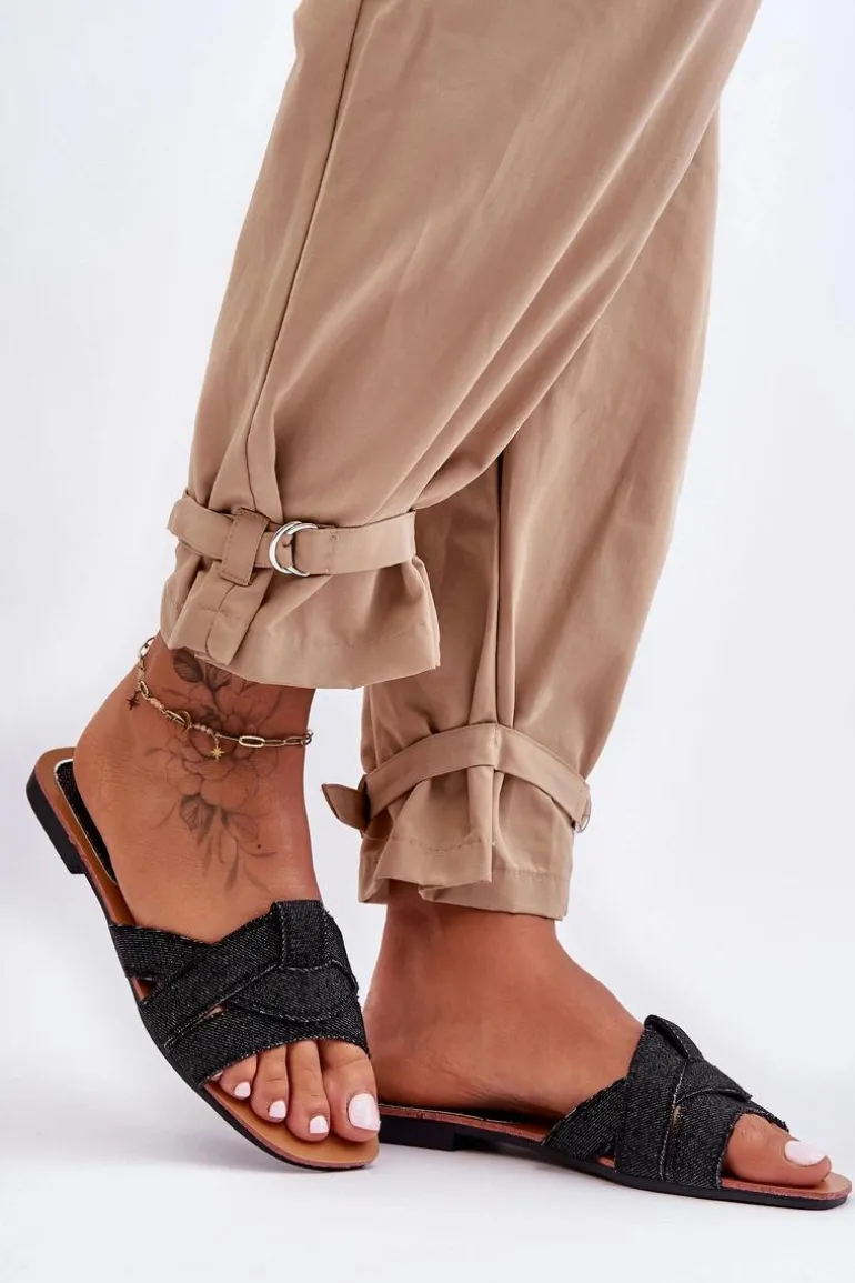 Damskie Materiałowe Klapki Czarne Aversa