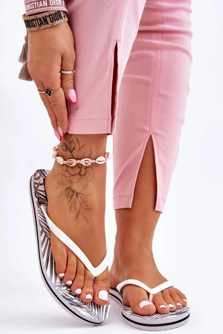 Damskie Modne Klapki Japonki Big Star LL274818 Białe