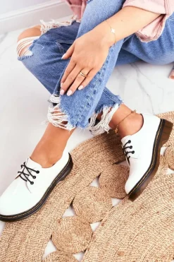 Damskie Półbuty Lakierowane Białe Do It Better!