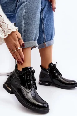 Damskie Półbuty Lakierowane Na Płaskim Obcasie Lu Boo Czarne