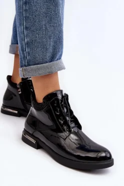 Damskie Półbuty Lakierowane Na Płaskim Obcasie Lu Boo Czarne