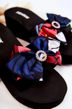 Damskie Piankowe Klapki Na Koturnie Czarne Silana