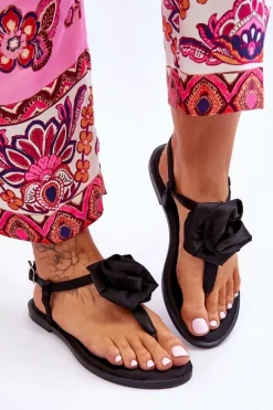 Damskie Sandały Japonki Z Materiałową Różą Czarne Carisma