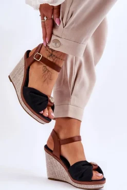 Damskie Sandały Na Koturnie Z Ozdobą Czarne Candice