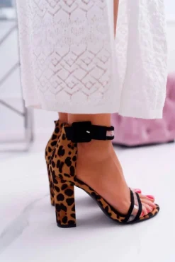 Damskie Sandały Na Słupku W Panterkę Dolimo