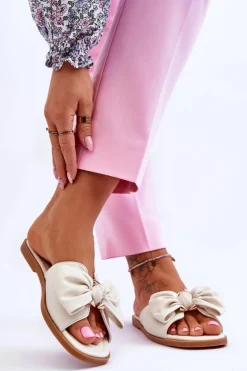 Damskie Skórzane Klapki Z Kokardą Białe Becky