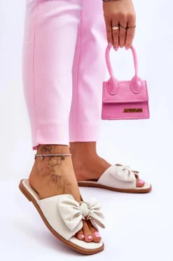 Damskie Skórzane Klapki Z Kokardą Białe Becky