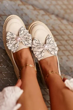 Damskie Skórzane Mokasyny Z Kokardą Laura Messi 2787 Jasnobeżowe