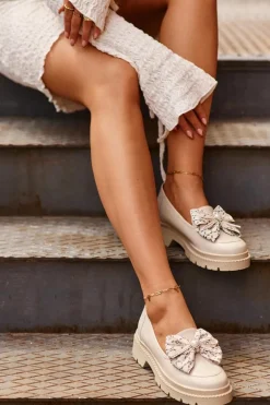 Damskie Skórzane Mokasyny Z Kokardą Laura Messi 2787 Jasnobeżowe