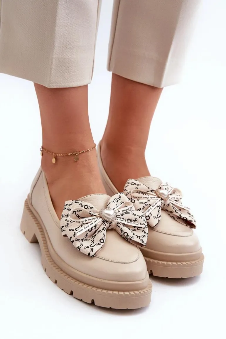 Damskie Skórzane Mokasyny Z Kokardą Laura Messi 2787 Jasnobeżowe