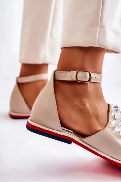 Damskie Skórzane Sandałki Z Ozdobą Beżowe Nevassa