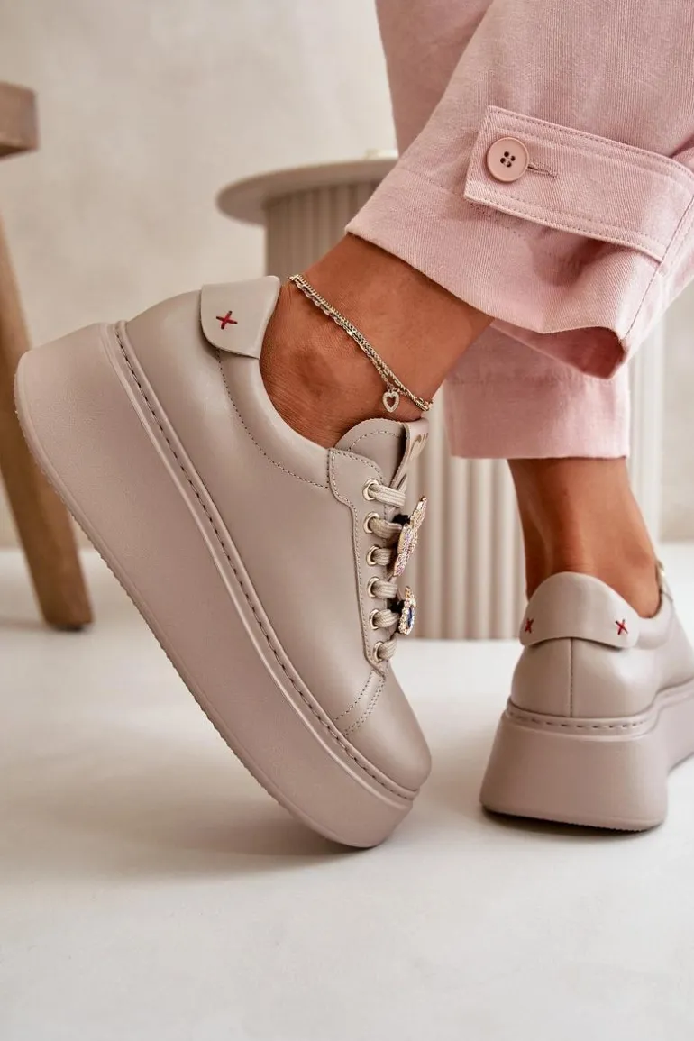 Damskie Skórzane Sneakersy Na Platformie Z Ozdobami CheBello 4585 Beżowe