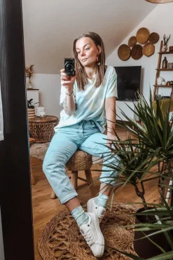 Damskie Skórzane Tenisówki Logowana Podeszwa Big Star GG274194 Białe