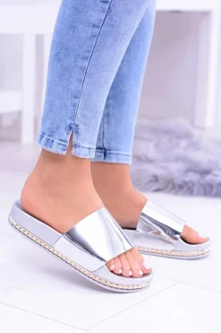 Damskie Srebrne Klapki z Dżetami Mirock