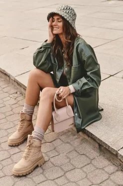 Damskie Trapery Botki Ocieplane Na Platformie I Płaskim Obcasie Big Star MM274340 Beżowe