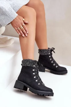 Damskie Trapery Z Kożuszkiem Na Niskim Obcasie Czarne Brenneth