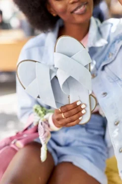 Damskie Welurowe Klapki Błękitne Edesa