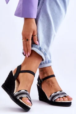 Damskie Wygodne Sandały Na Koturnie Big Star LL274877 Czarne