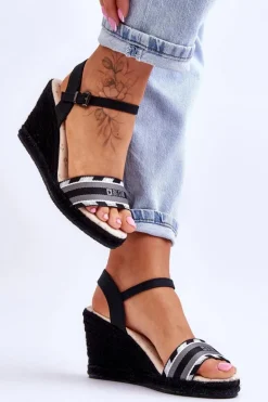 Damskie Wygodne Sandały Na Koturnie Big Star LL274877 Czarne