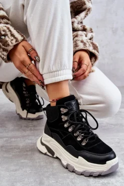 Damskie Wysokie Buty Sportowe GOE KK2N4098 Czarne