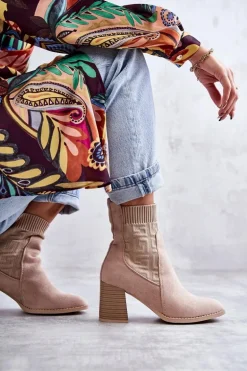 Damskie Zamszowe Botki Ze Skarpetą Beżowe Montes