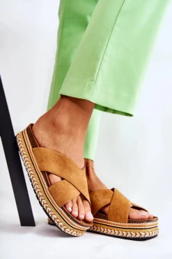 Damskie Zamszowe Klapki Na Platformie Camel Jossie