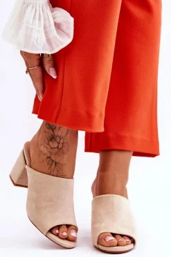 Damskie Zamszowe Klapki Na Obcasie Beżowe Carter