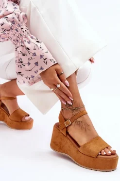 Damskie Zamszowe Sandałki Na Koturnie Camel Lydia