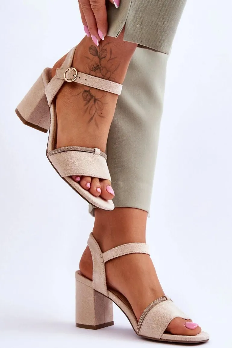 Damskie Zamszowe Sandały Na Niskim Słupku Beżowe Loredo