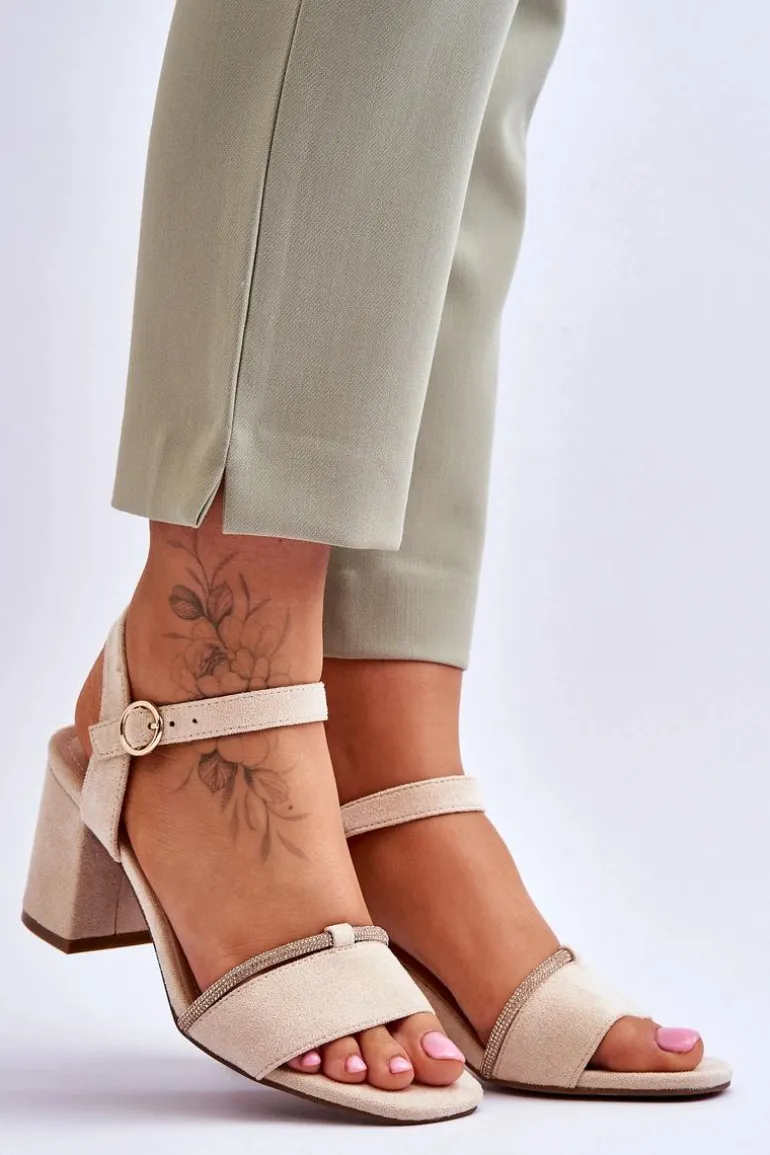 Damskie Zamszowe Sandały Na Niskim Słupku Beżowe Loredo