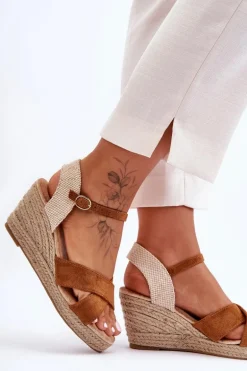 Damskie Zamszowe Sandały Na Plecionym Koturnie Camel Tessa