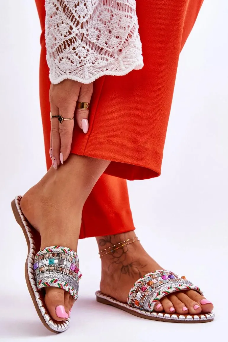 Damskie Zdobione Klapki Białe Bellisa