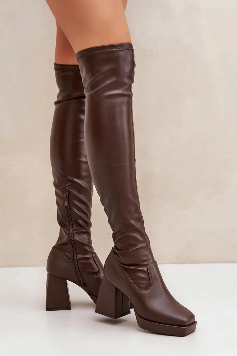 Dopasowane Kozaki Za Kolano Na Słupku Ciemnobrązowe Sanniraen