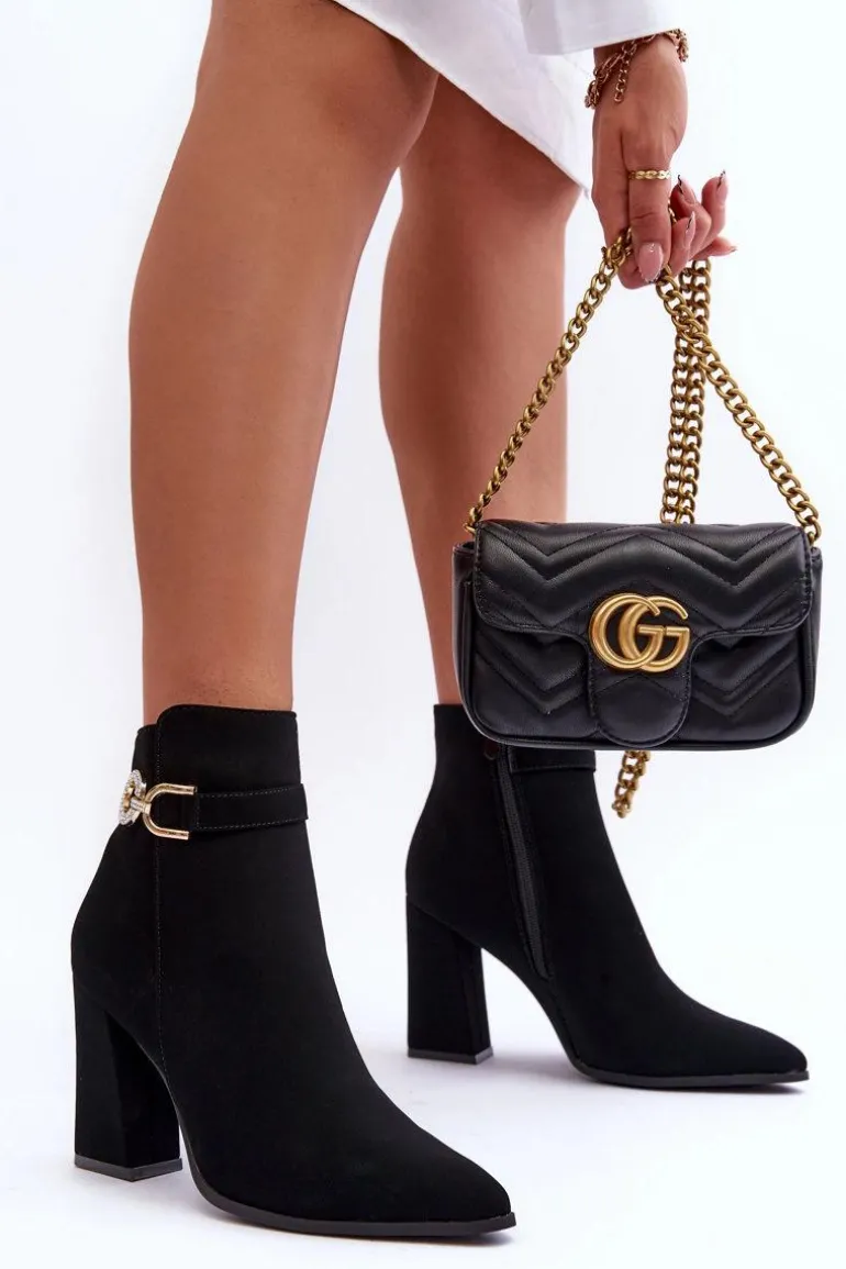 Eko Skórzane Botki Na Słupku Z Ozdobą Czarne Lymall