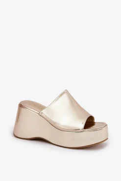 Eko Skórzane Klapki Damskie Na Platformie I Koturnie Złote Kisoffi