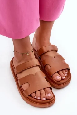 Eko Skórzane Klapki Damskie Na Rzep Camel Silaka