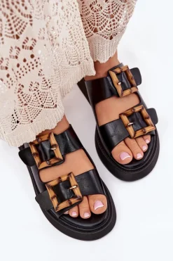 Eko Skórzane Klapki Damskie Na Platformie Z Klamrami Czarne Xanivia