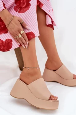 Eko Skórzane Klapki Damskie Na Platformie I Koturnie Beżowe Kisoffi