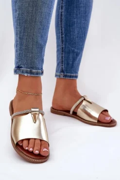 Eko Skórzane Klapki Na Płaskim Obcasie Z Ozdobnym Paseczkiem Złote Hirtewi