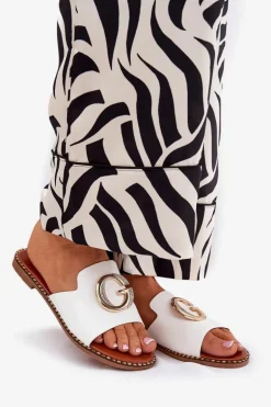 Eko Skórzane Płaskie Klapki Damskie Z Ozdobnym Detalem Białe Frelie