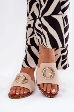 Eko Skórzane Płaskie Klapki Damskie Z Ozdobnym Detalem Beżowe Frelie