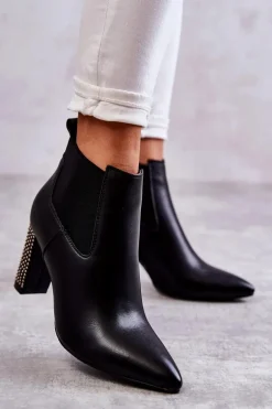 Eleganckie Botki Na Słupku Z Dżetami Czarne Elinor