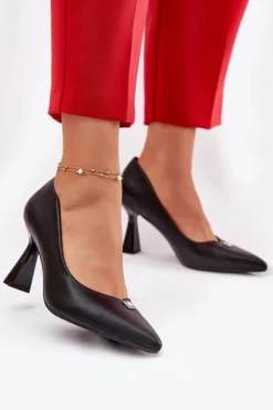 Eleganckie Czółenka Na Rozszerzanej Szpilce Vinceza 62222 Czarne