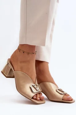 Eleganckie Klapki Damskie Na Obcasie Laura Messi 2771 Złote