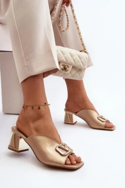 Eleganckie Klapki Damskie Na Obcasie Laura Messi 2771 Złote