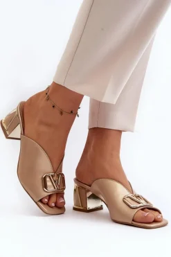 Eleganckie Klapki Damskie Na Obcasie Laura Messi 2771 Złote