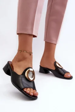 Eleganckie Klapki Damskie Na Niskim Obcasie Ze Złotą Ozdobą Czarne Uzimila