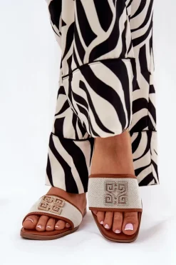 Eleganckie Klapki Damskie Z Ozdobą Na Płaskim Obcasie Camel Lovehia