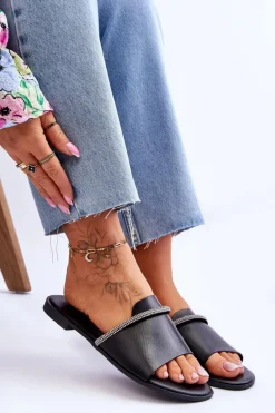 Eleganckie Klapki Na Płaskim Obcasie Czarne Termen