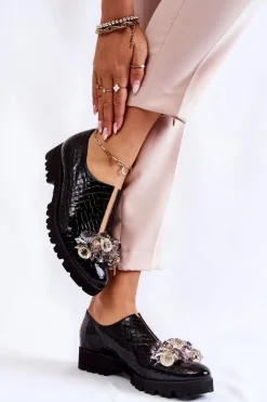 Eleganckie Lakierowane Półbuty Z Ozdobą Krokodyl Czarne Cindy